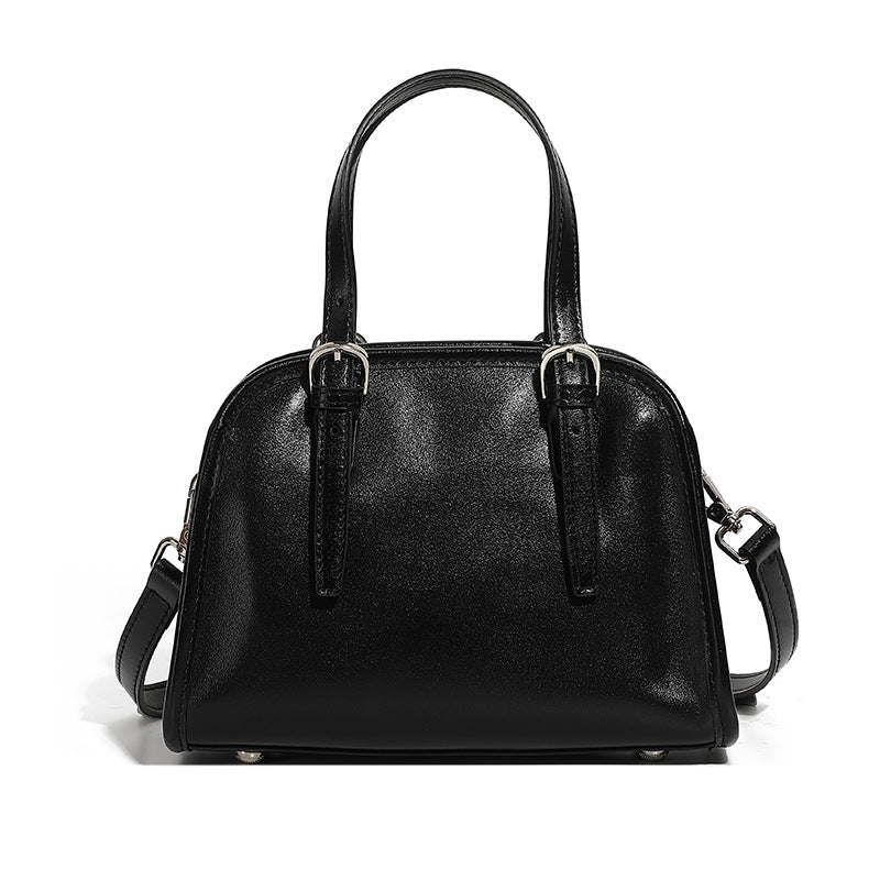 Urban Grace Classic Black Leather Handbag – Crossbody & Shoulder Bag